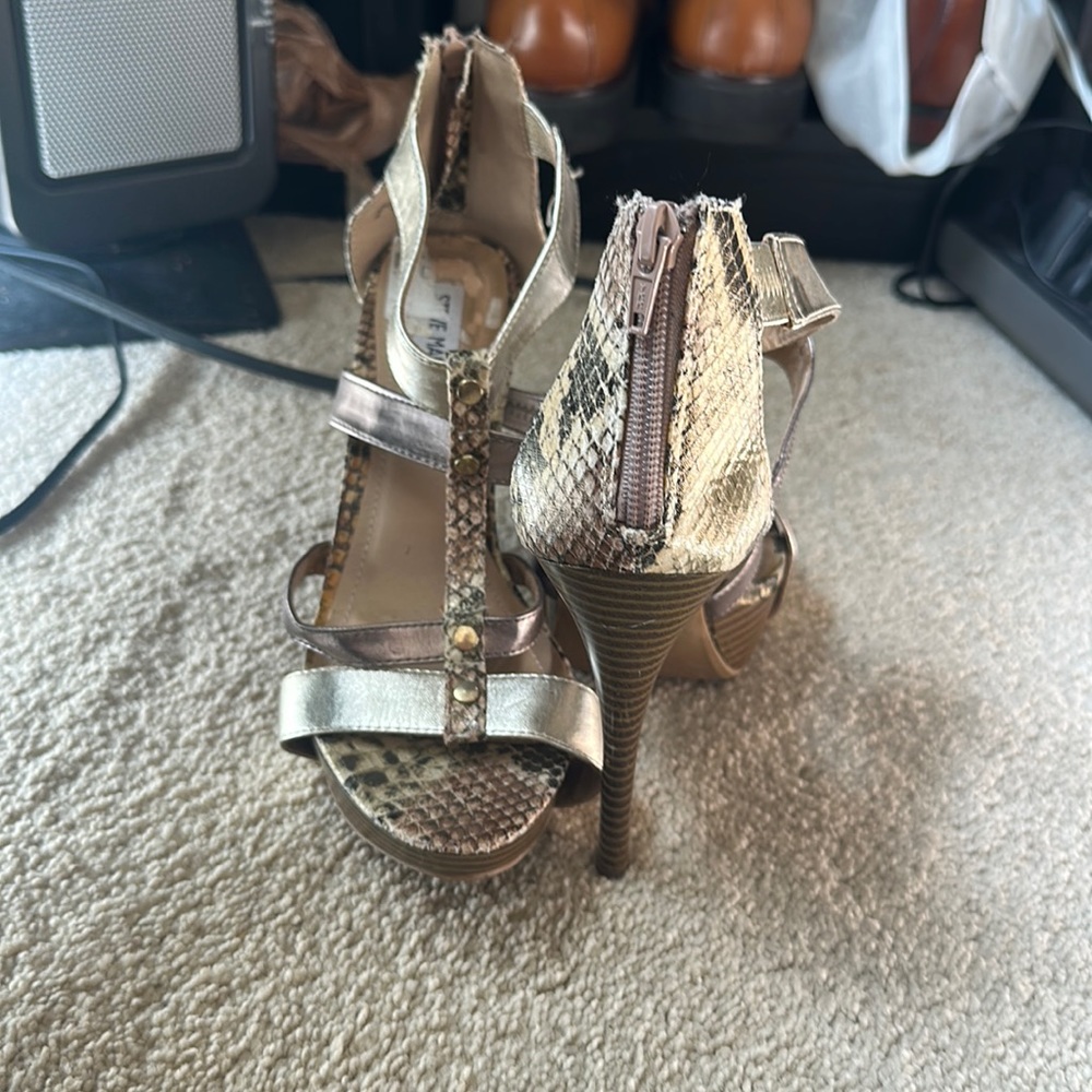 Steve Madden snake skin